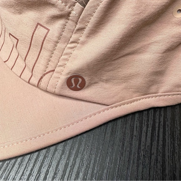 Lululemon Drawcord Hiking Cap NWT S/M (PCLY/ANCP) - Picture 4 of 14